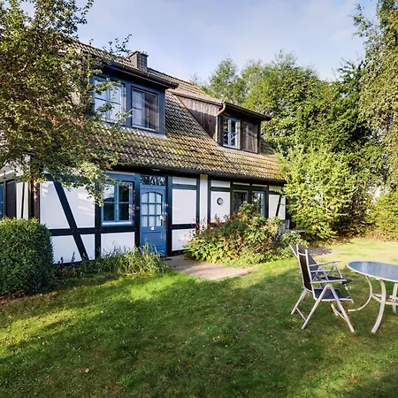Apartment 2-raum Bis 4 Pers 12 *